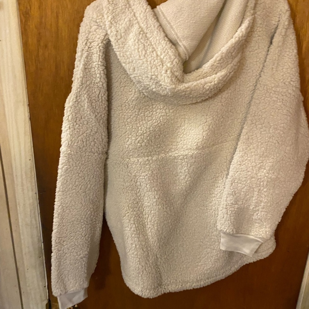Pink pull over top - Picture 2 of 3